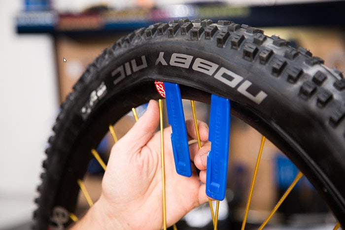 How to Change a Bike Tire: A Guide on How to Fix Flat Bicycle Tires