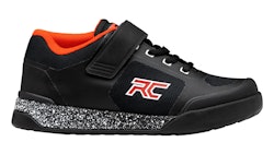 Ride Concepts | Women's Traverse Clip Shoe | Size 5 In Black/red | Nylon