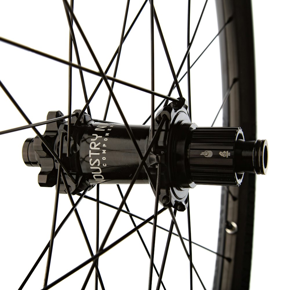 Industry Nine Enduro-S Carbon Hydra MX Wheelset