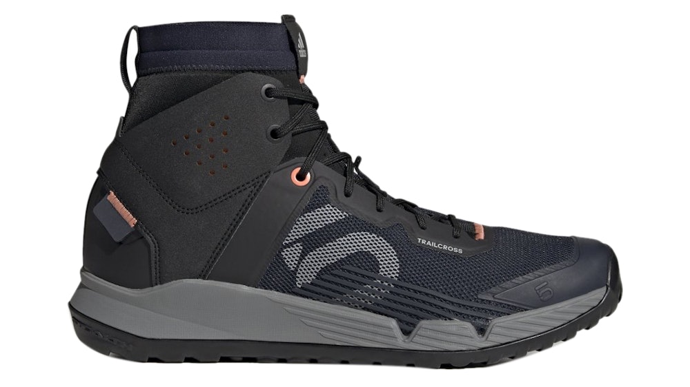 FIVE TEN TRAILCROSS MID PRO SHOES