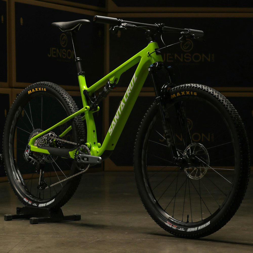 SANTA CRUZ BLUR 4 C GX AXS TR BIKE