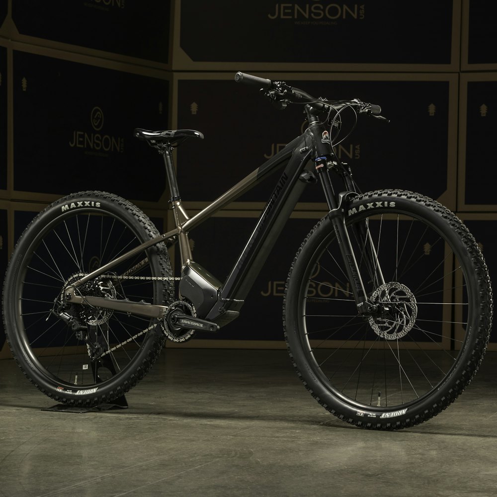 Rocky Mountain Fusion Powerplay 10 Bike 2023