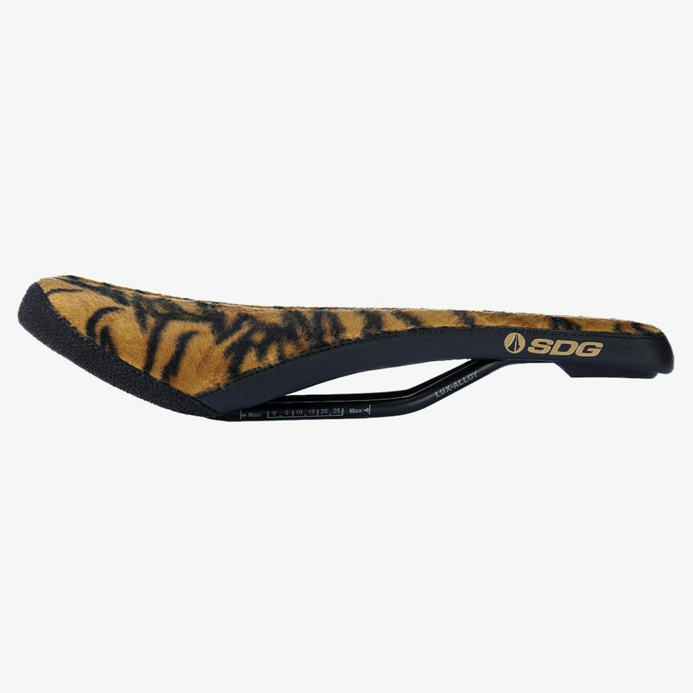 SDG Bel-Air V3 Ltd Animal Print Throwback Saddle