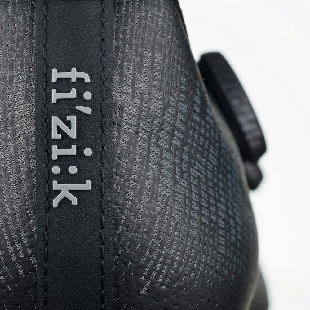 Fizik Vento Infinito Knit Carbon 2 Wide Shoes