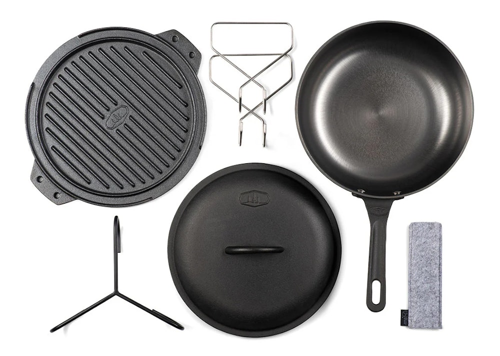 GSI Outdoors Guidecast 10" Cast Iron Cookset