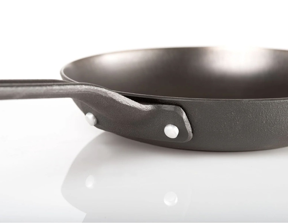 GSI Outdoors Guidecast Cast Iron Frying Pan