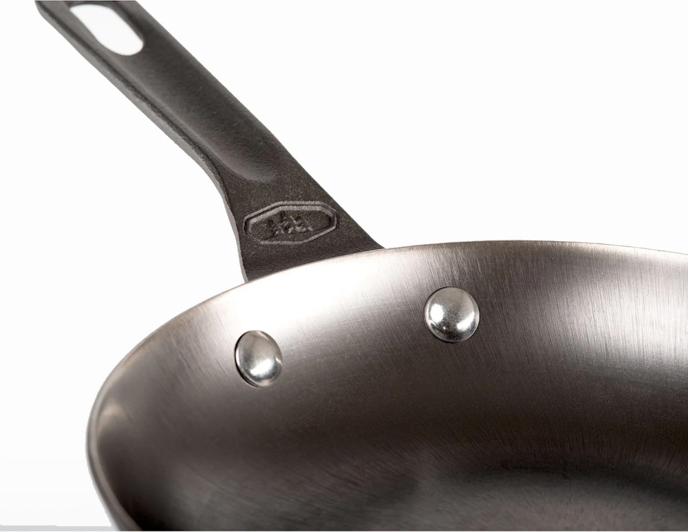 GSI Outdoors Guidecast Cast Iron Frying Pan