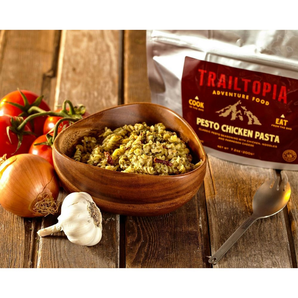 Trailtopia Pesto Chicken Pasta