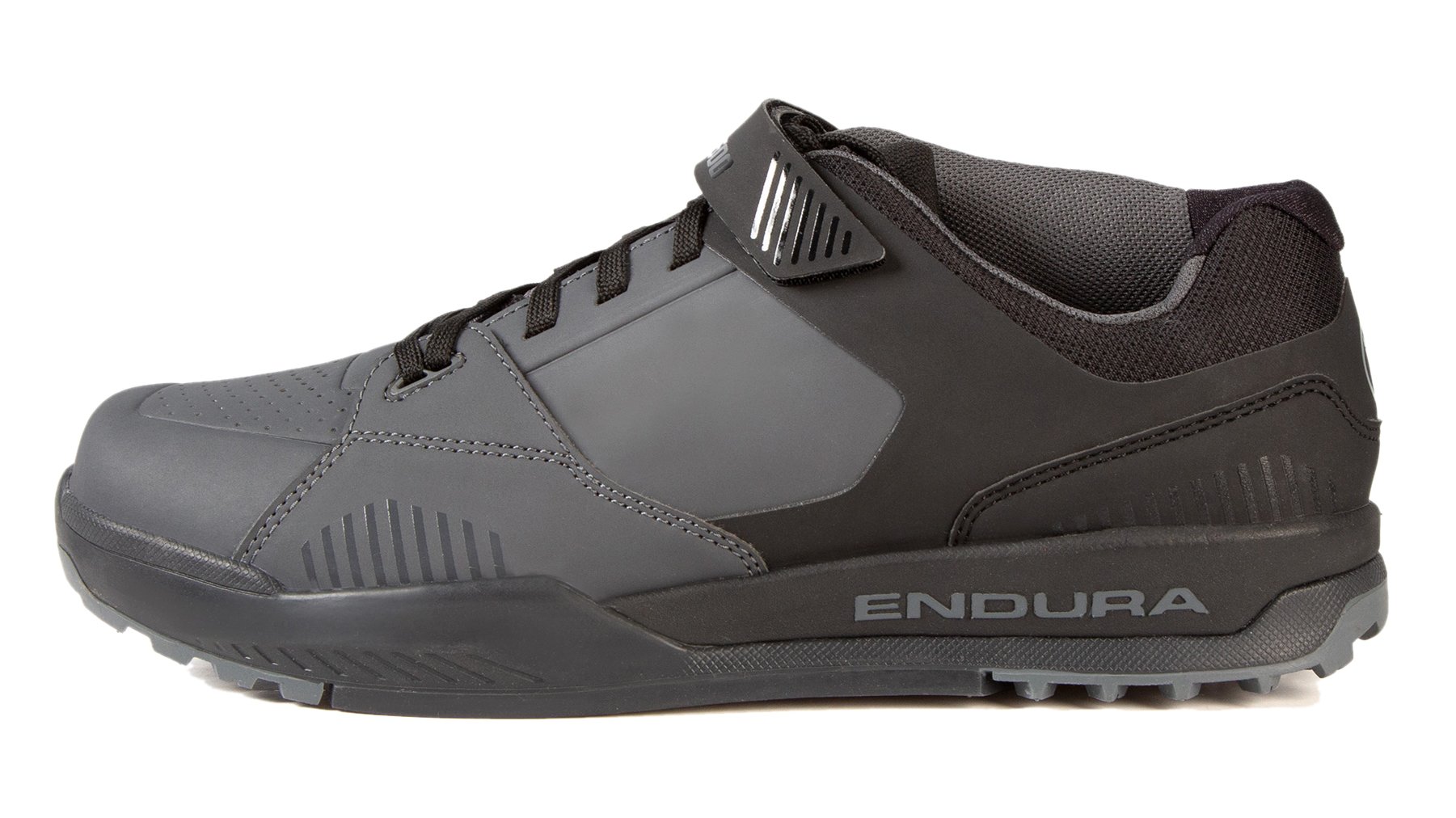 Shimano SH-XC702 Wide Bicycle Shoes | Jenson USA