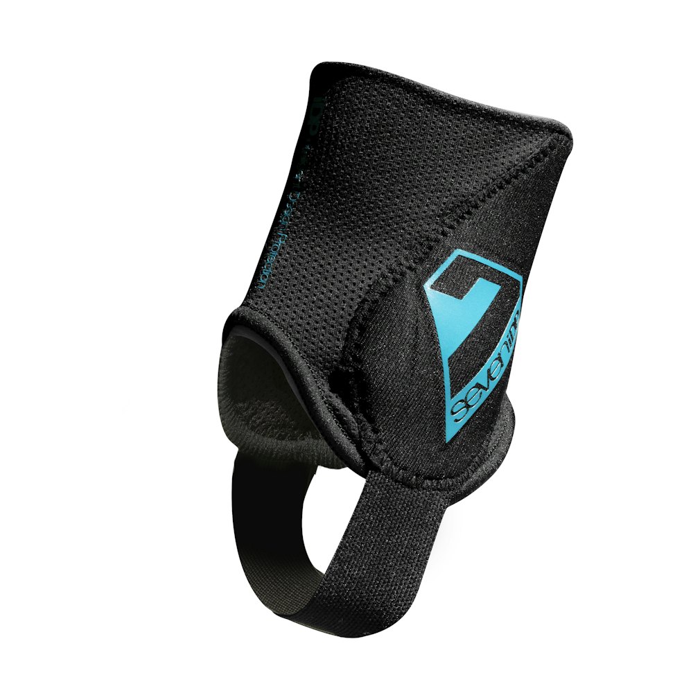7Idp Control Ankle Guards