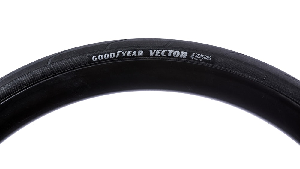 Goodyear Vector 4Seasons 700c Tire