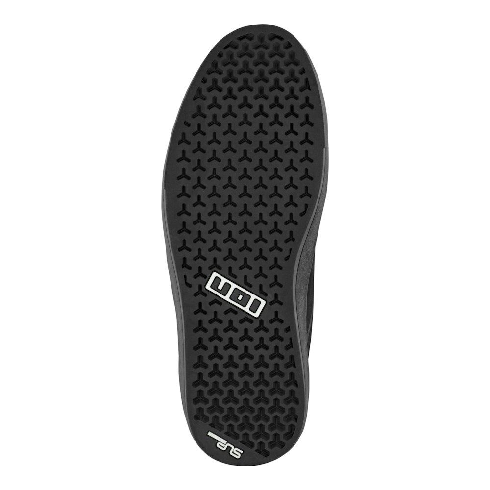 ION Seek AMP Shoes