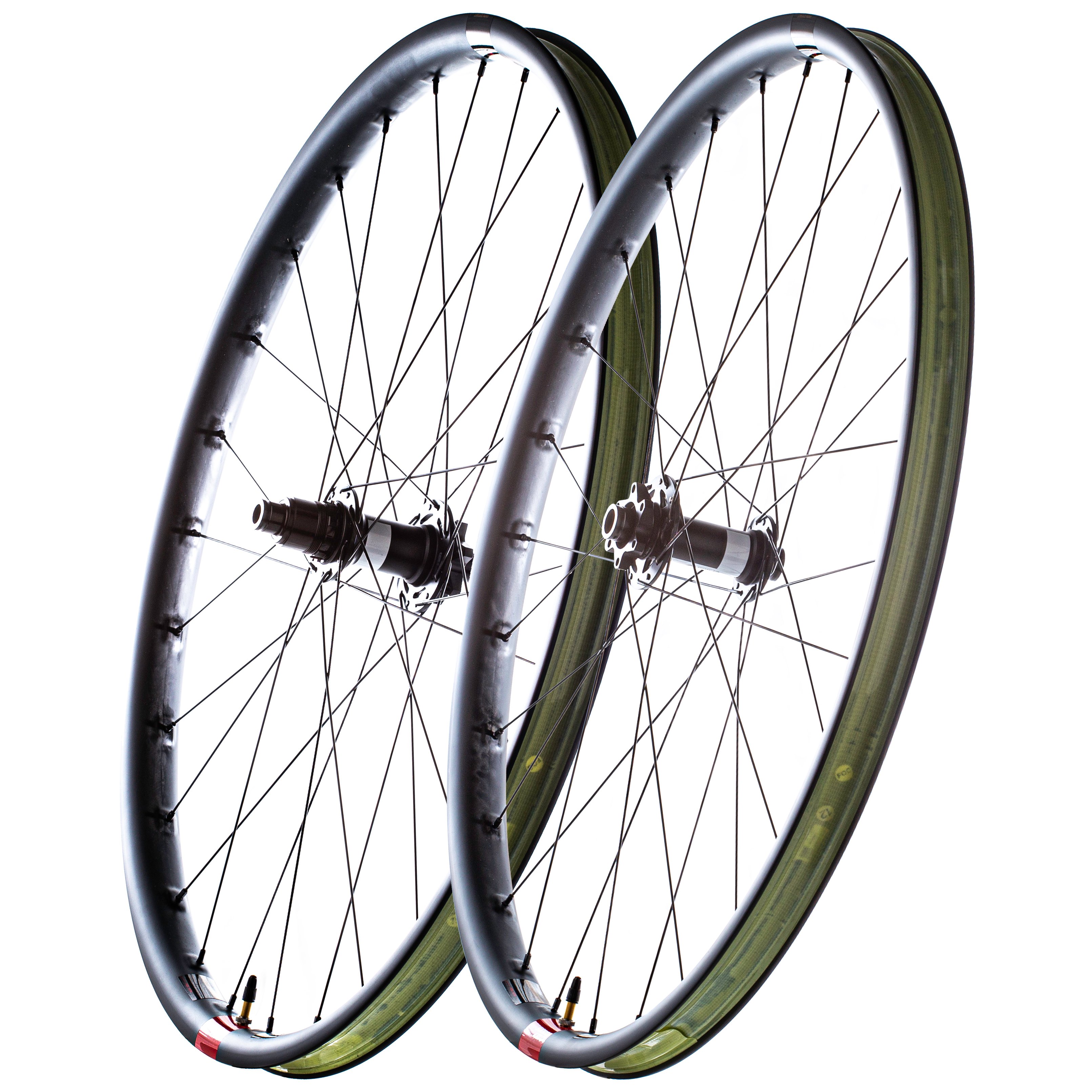 dt swiss trail wheels