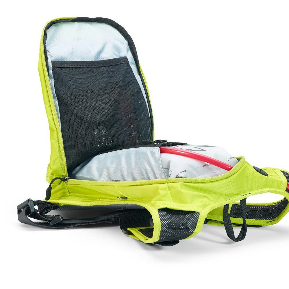 USWE Outlander 9 Hydration Pack