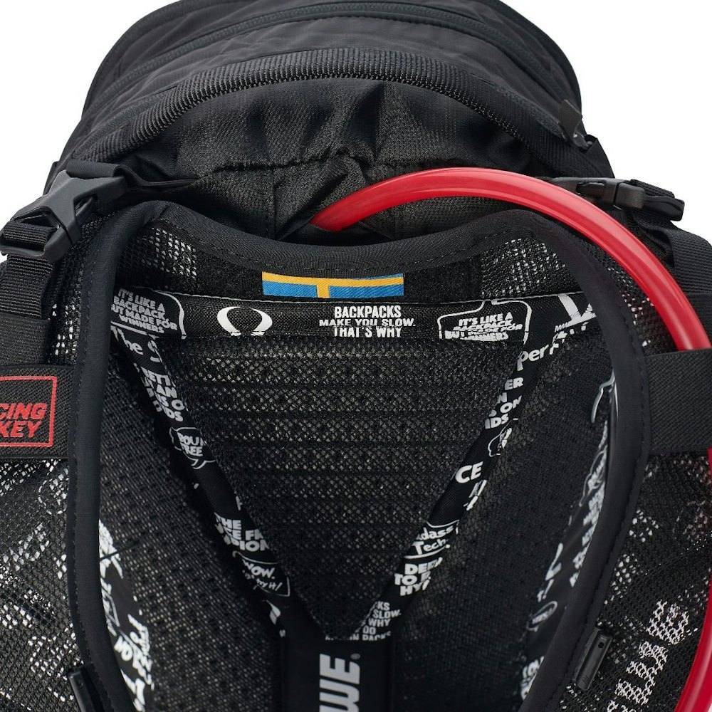 USWE SHRED 16 Hydration Pack