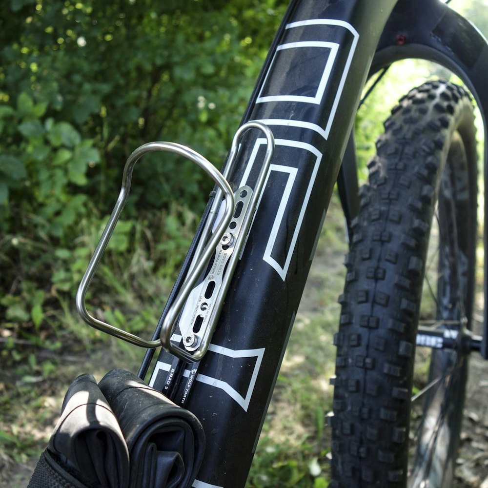 Wolf Tooth Morse Stainless Bottle Cage